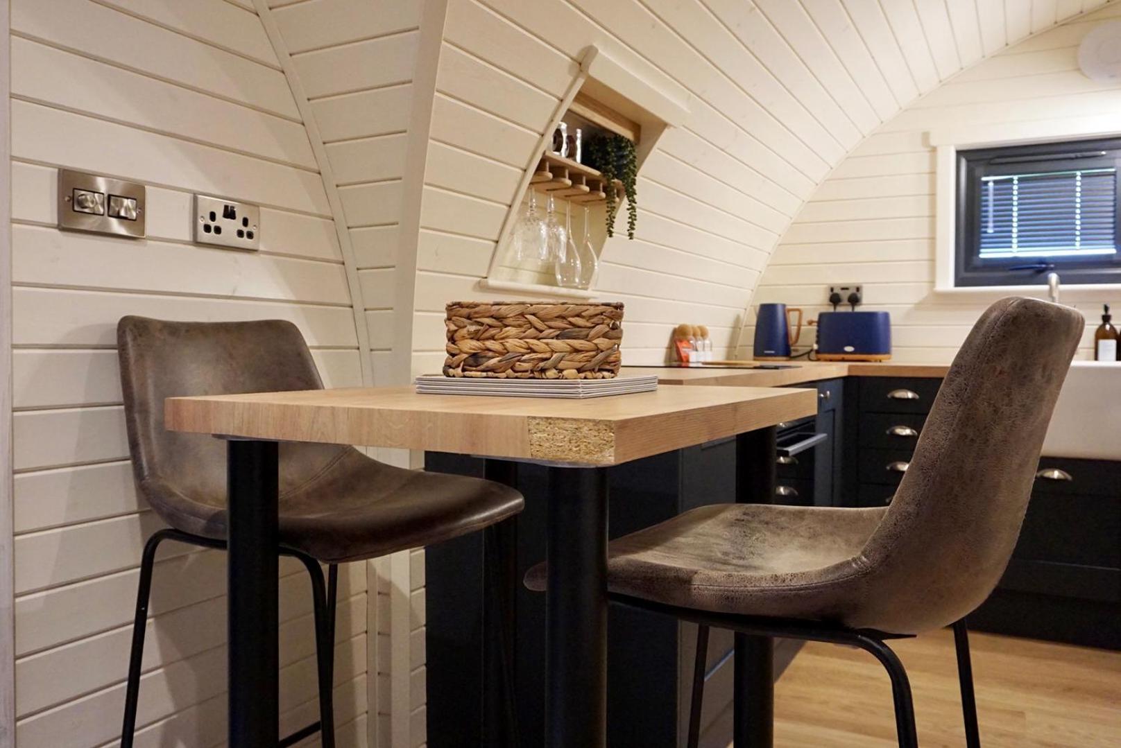 슈루즈버리 Eastridge Glamping 빌라 외부 사진